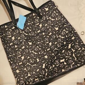 Roses Black & White Tote Bag with Side Zippers for expansion NWT